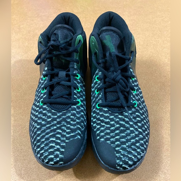 NIKE KD TREY 5 VIII - Picture 4 of 9